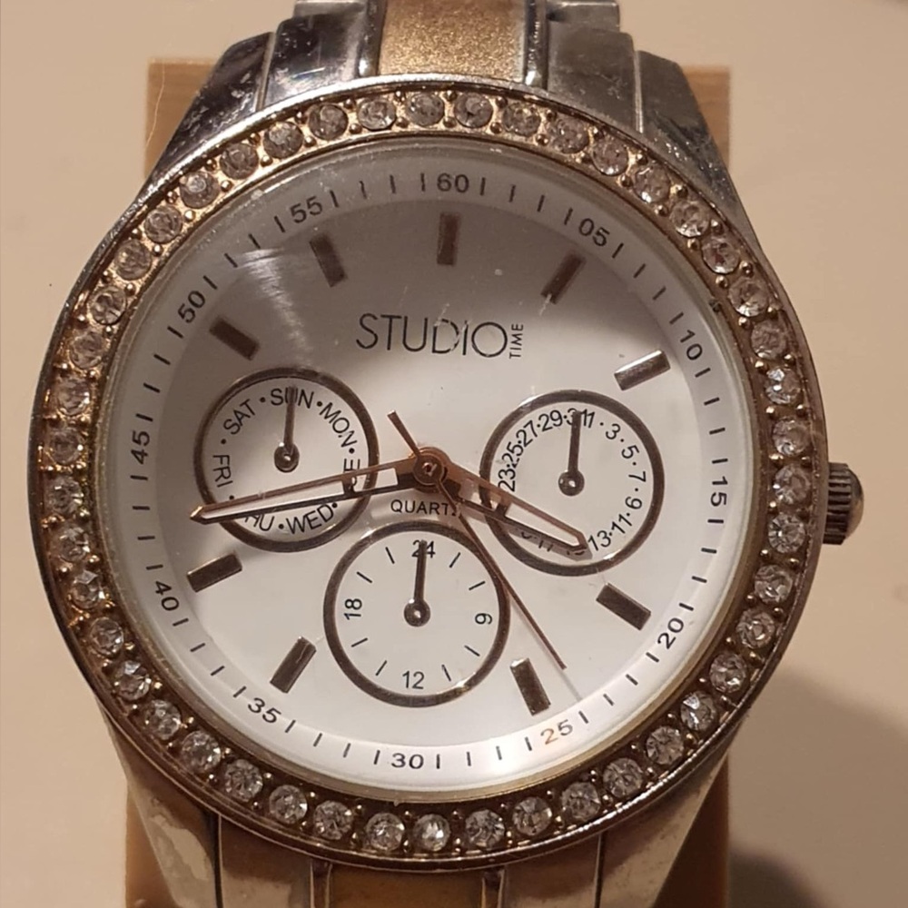 🦋10/$20🦋 Studio Time Silver/Goldtone Rhinestone Women's Watch